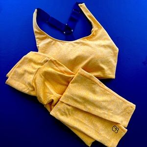 Bombshell sportswear set, bra and leggings.